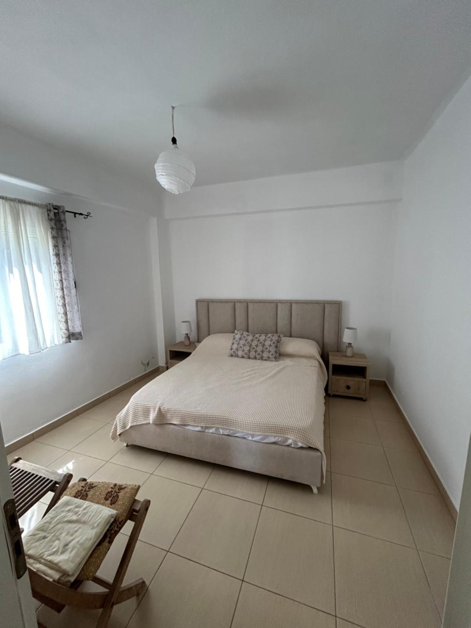 Gkiko'S Guest House Qeparo Exterior photo